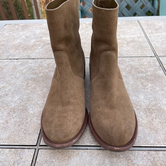 Tory Burch Sienna River Rock Embossed Logo Suede Leather Ankle Boots - Picture 3 of 12